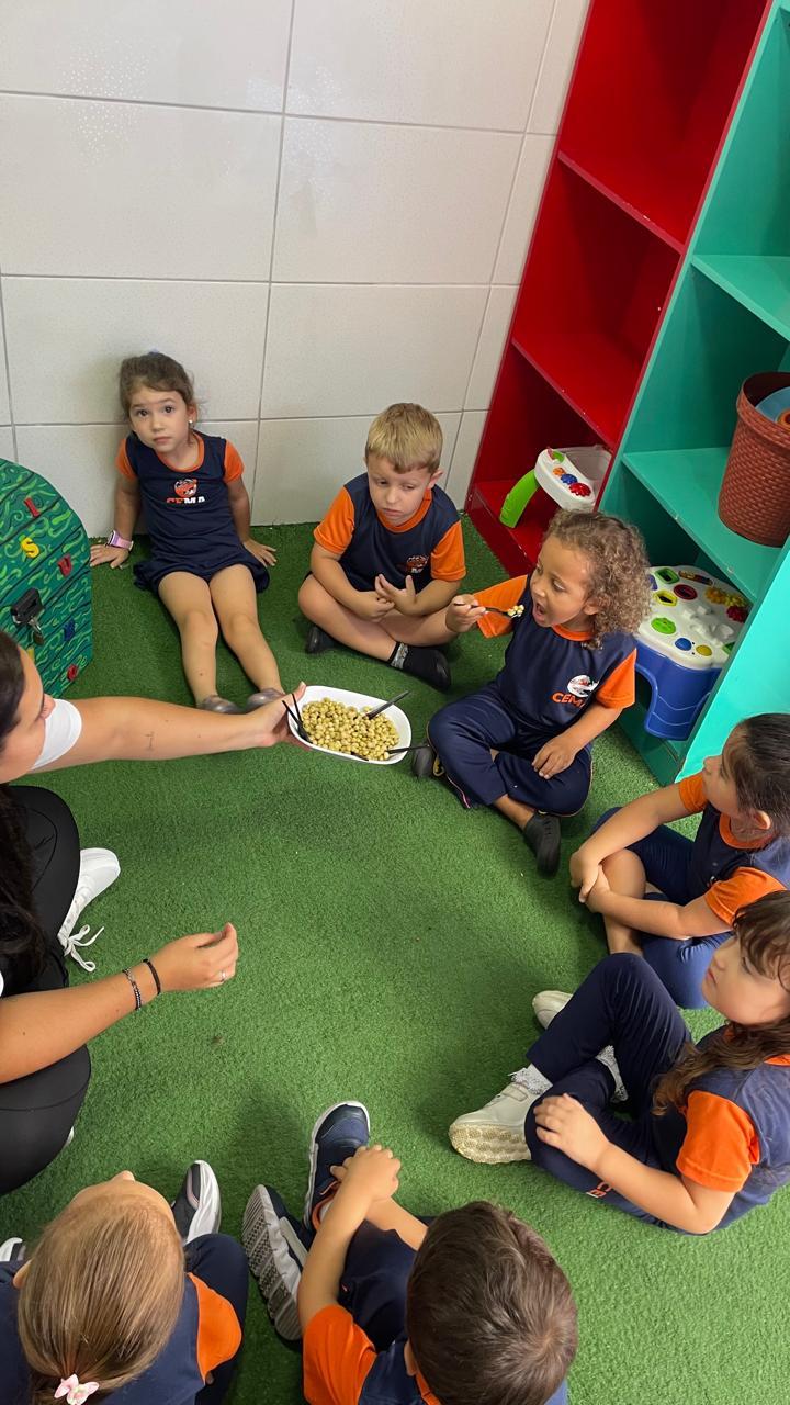 Aprendendo a letra E com o alimento ERVILHA — foto 1