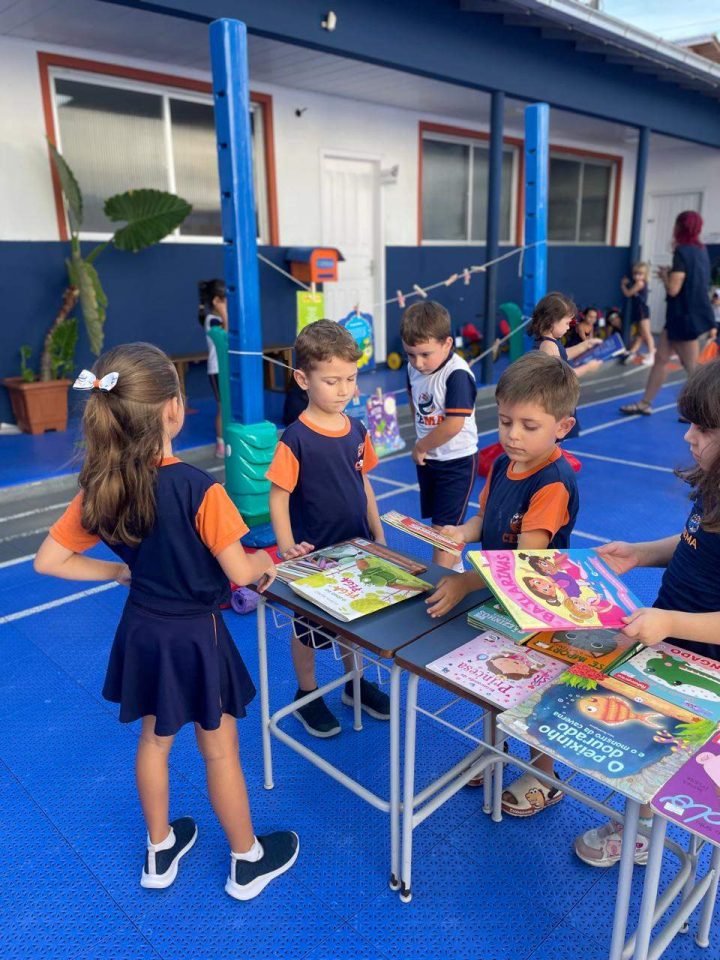 Mercadinho de Livros — foto 23